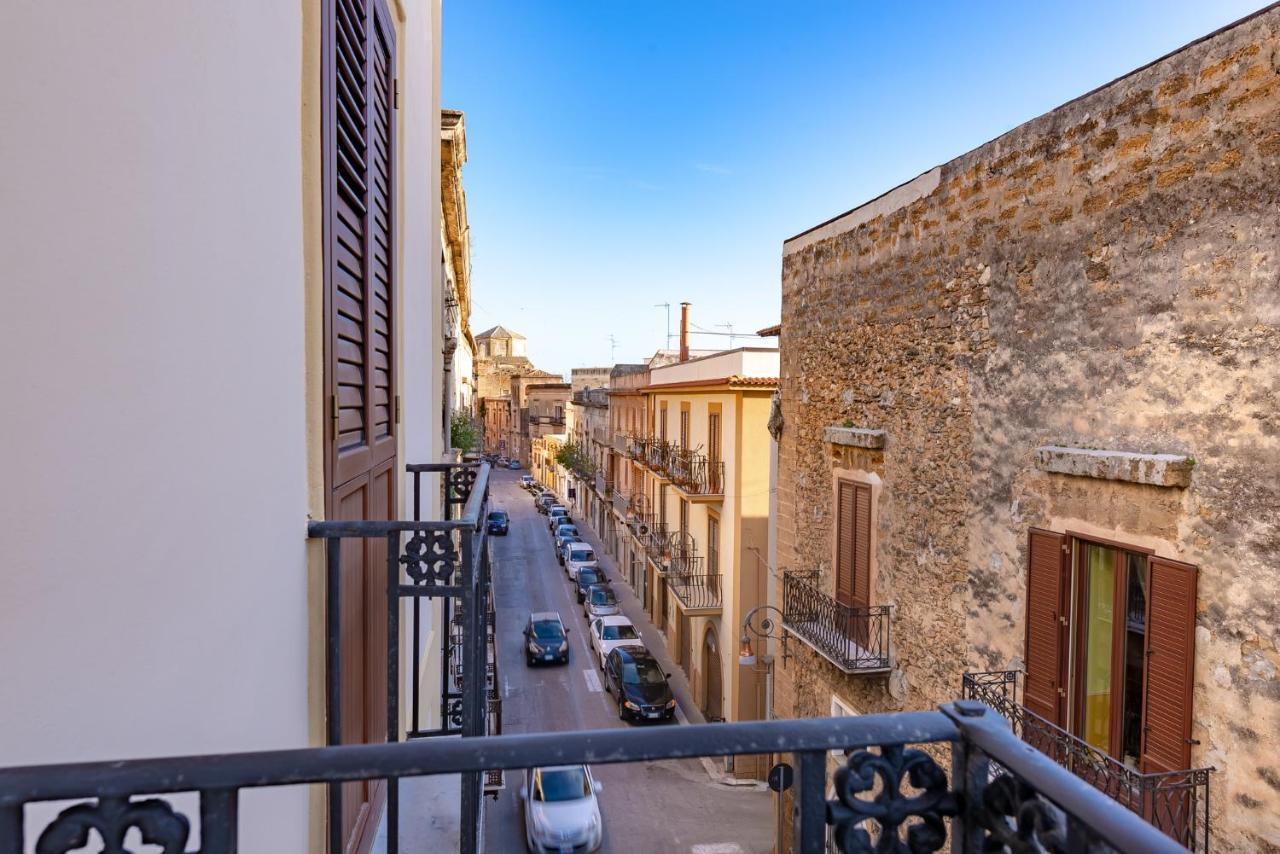 Vittorio Emanuele Boutique Hotel 夏卡 外观 照片