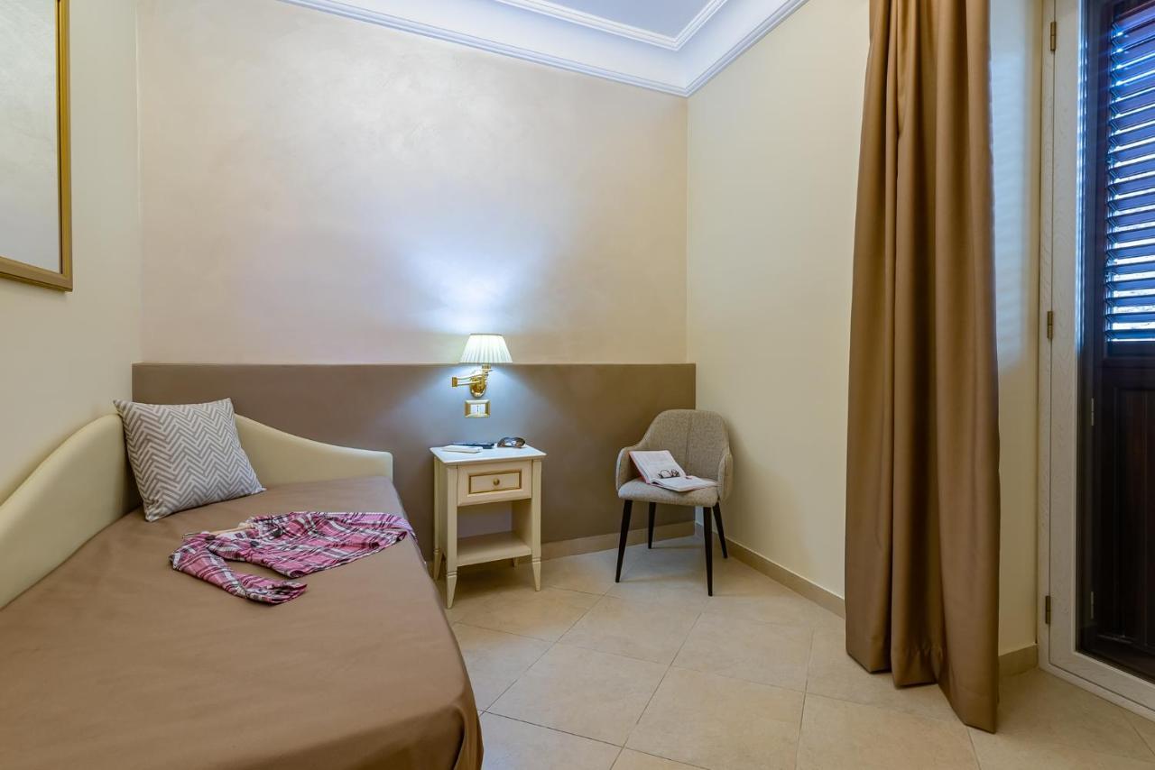 Vittorio Emanuele Boutique Hotel 夏卡 外观 照片